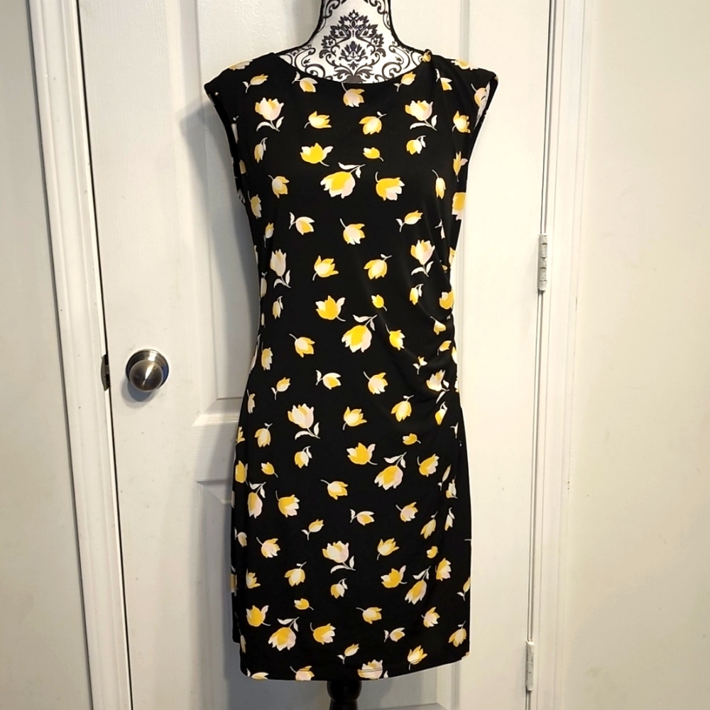 EUC!!!!!!! Ann Taylor Ruched Side Dress